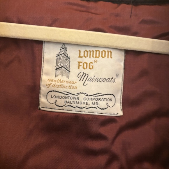 London Fog vintage raincoat - Picture 2 of 3